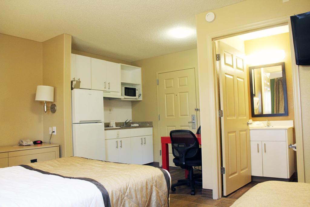 Extended Stay America Select Suites - Chesapeake - Churchland Blvd Extérieur photo